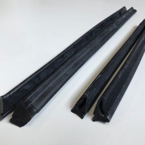 Mercedes SL107 zijrubber set cabrioframe